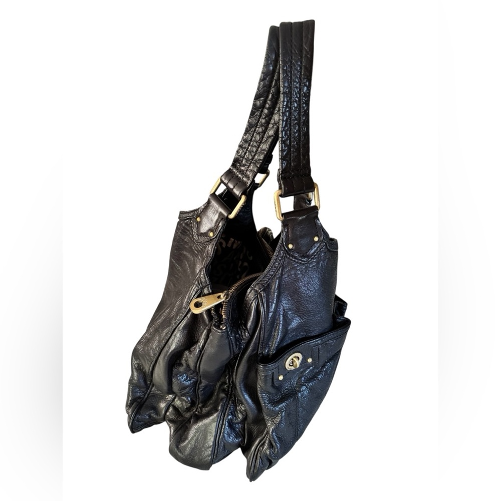 Elegant Black Leather Tote Bag - Picture 11 of 15